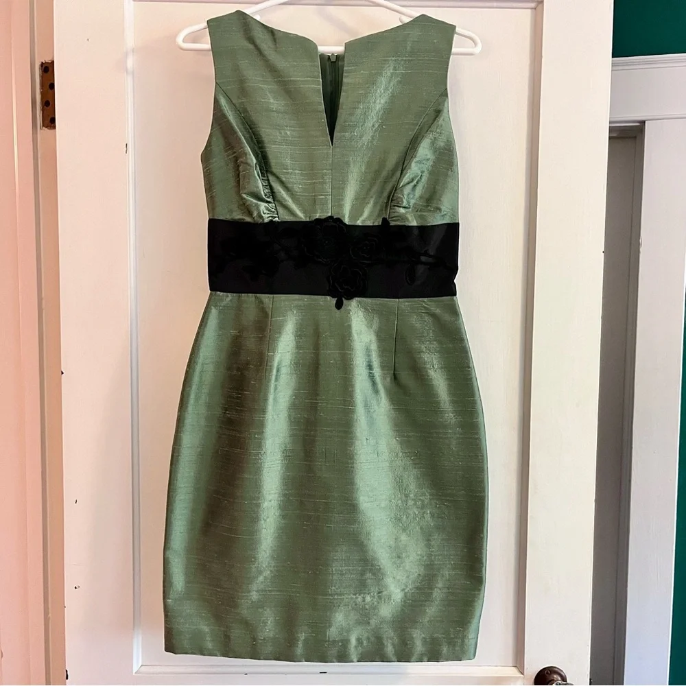 Classy & Cute Green Cocktail Dress with Black Waistband - Picture 1 of 7